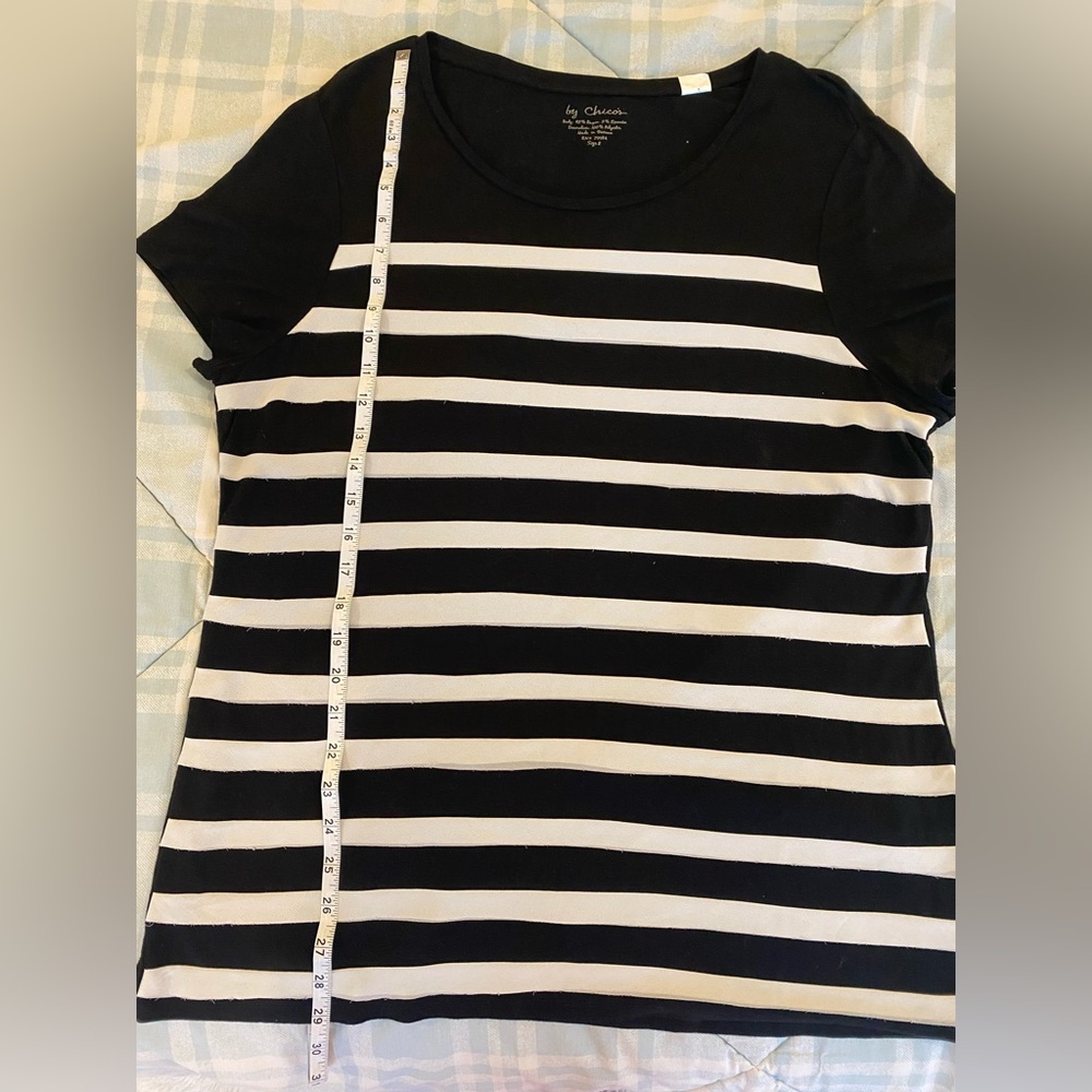 Chicko’s black and white rayon Tshirt - Picture 5 of 6